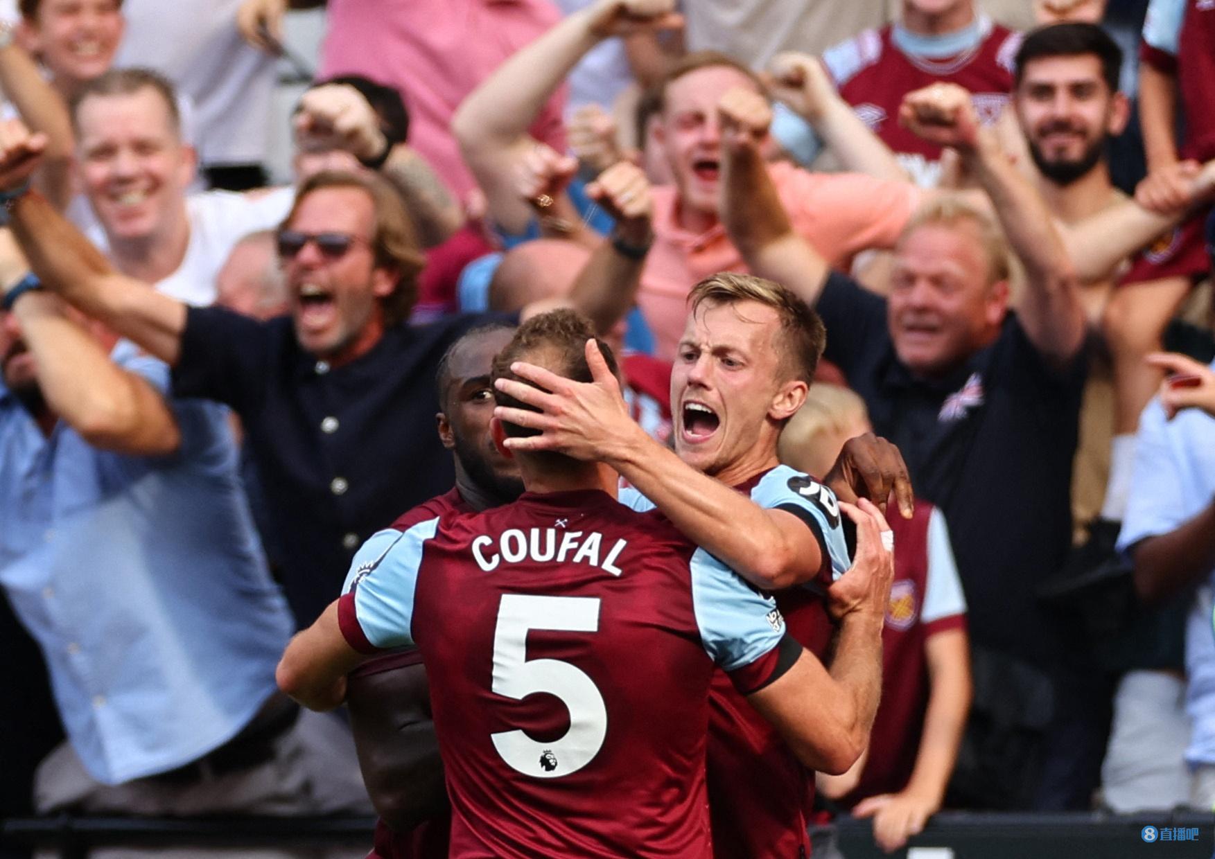 防守的同时 防守的同时